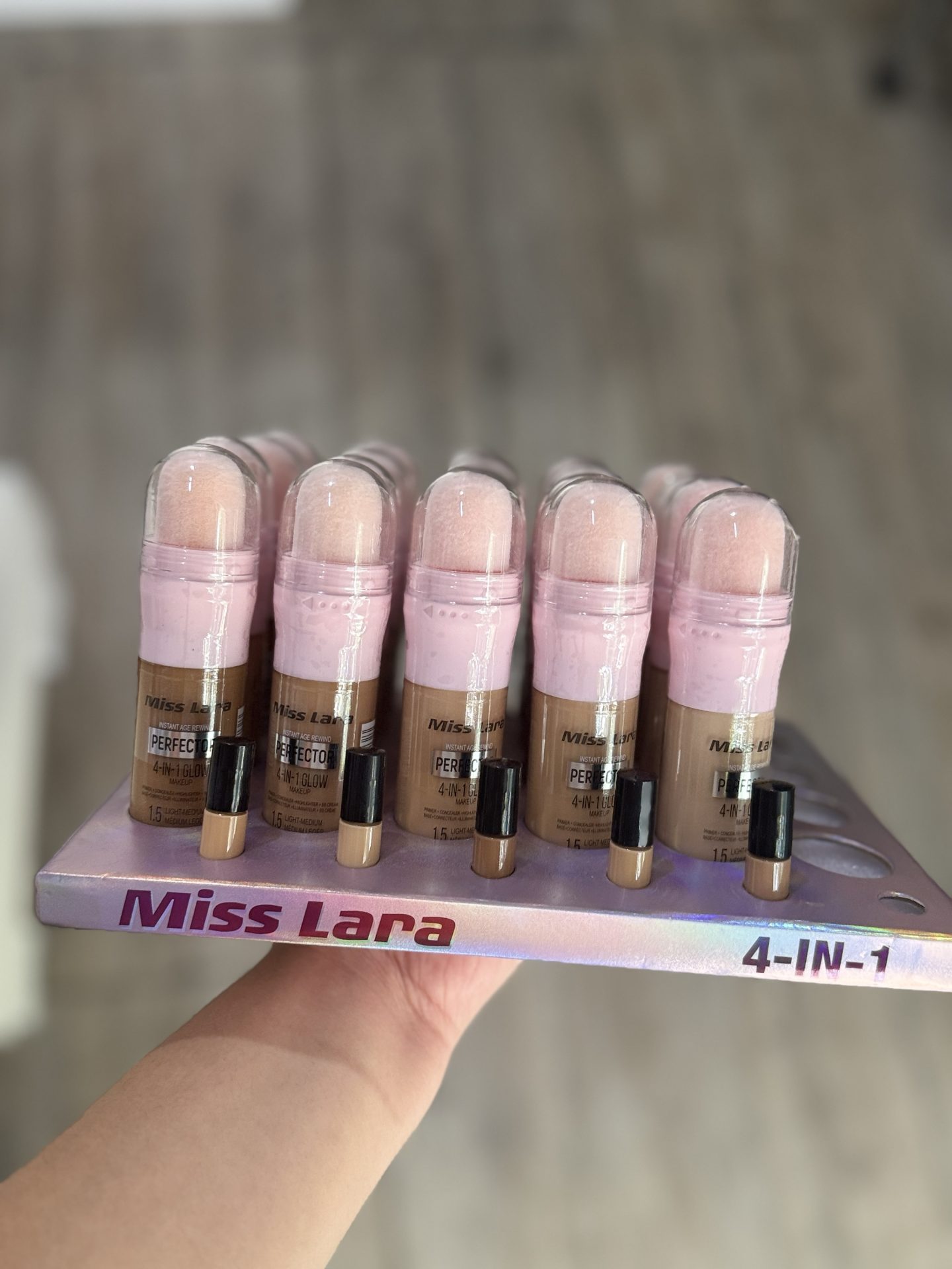 Base 4 en 1 Miss Lara