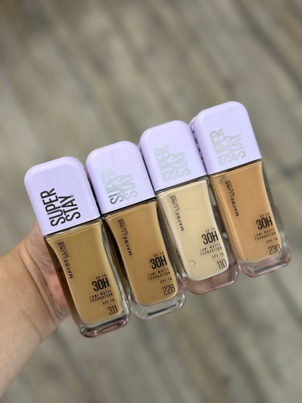 Base Liquida Superstay Lumi-Matte