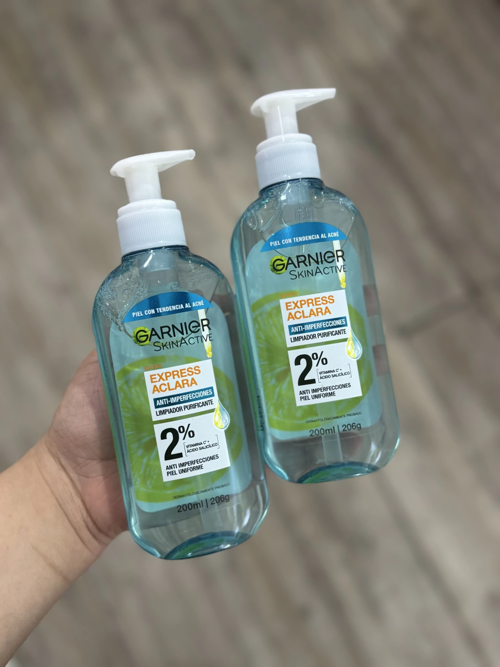 LIMPIADOR PURIFICANTE EXPRESS ACLARA GARNIER 2%
